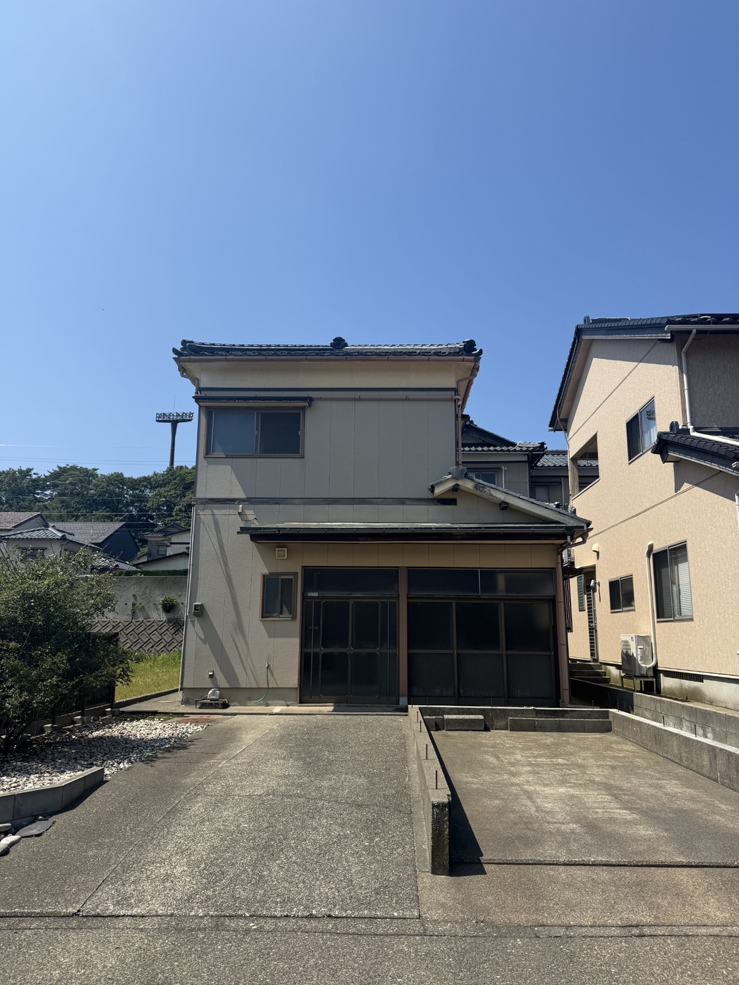 1970s wood house, 8-min walk to station, Fukui