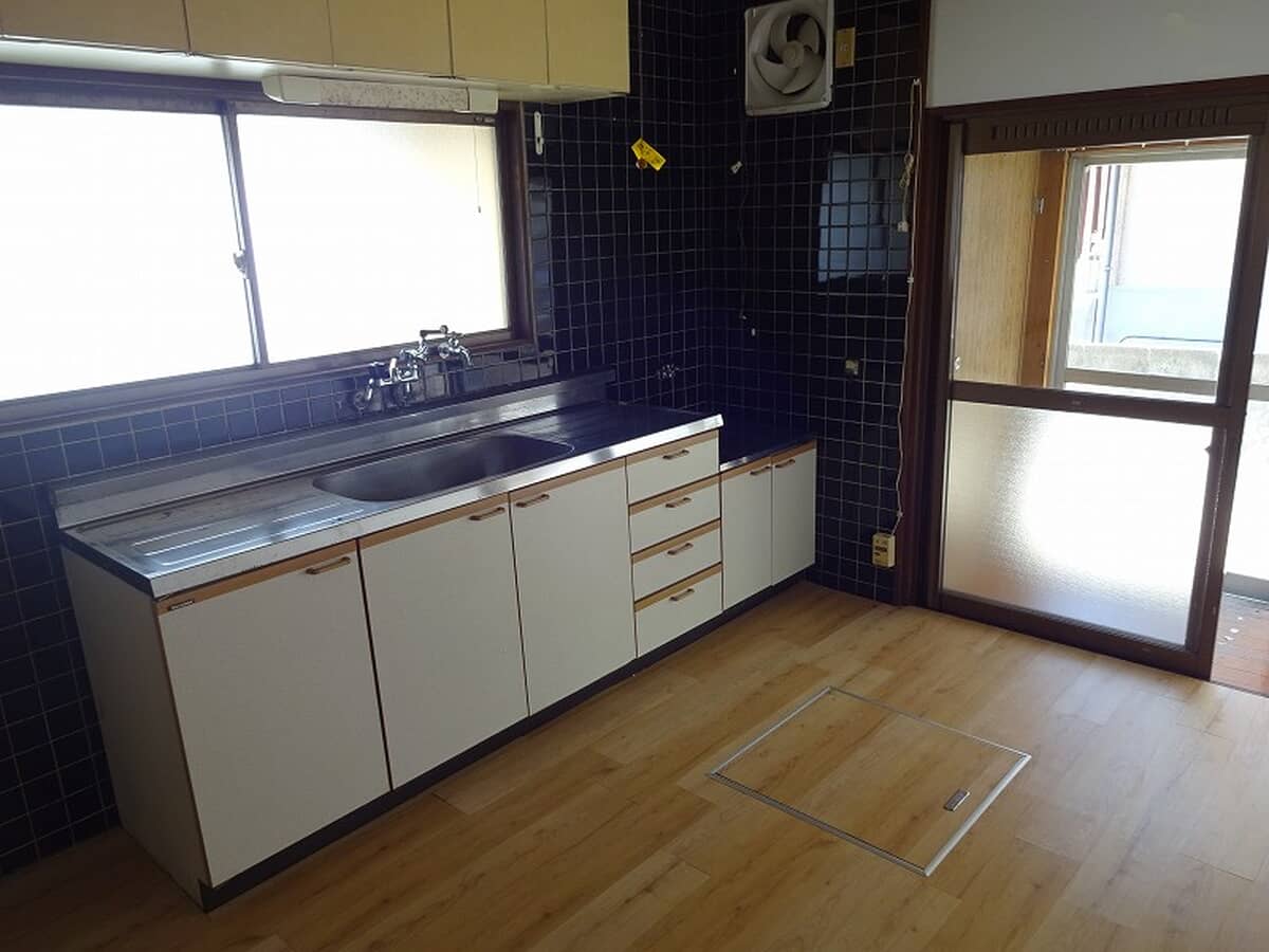 1970s wood house