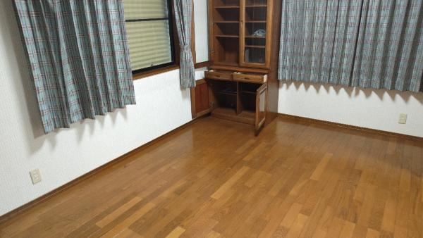 1990s wood house in Hyogo