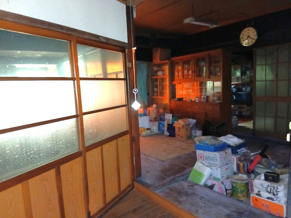 Wood house, 12-min walk to station, Iwate