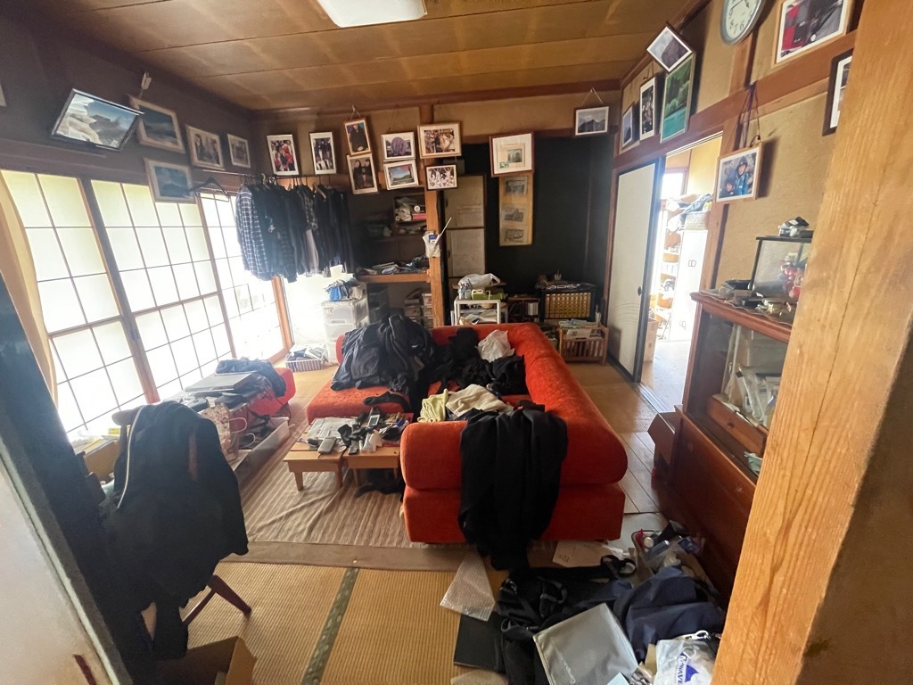 1970s wood house on a large plot in Nagano