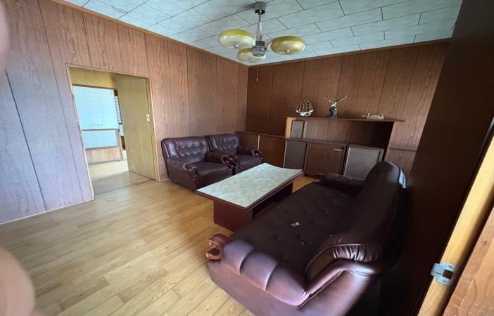 1960s wood house, 20-min walk to station, Sakaicho, Izumi