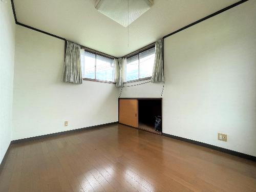 Property for Sale No. 120 (Kamiakasu Area)