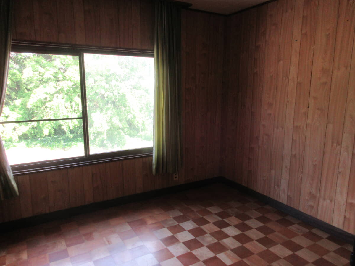 1960s wood house, 11-min walk to station, Hiroshima