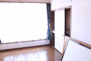1970s wood house, 19-min walk to station, Miyagi