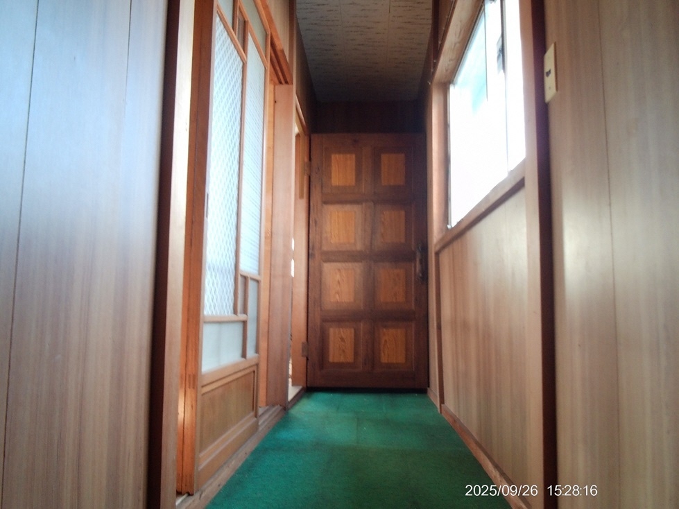 1970s wood house in Aomori