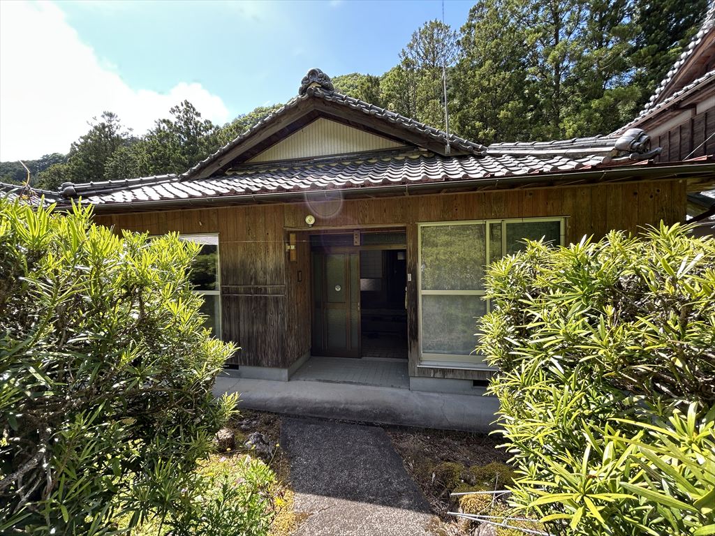 1950s wood house in Mie