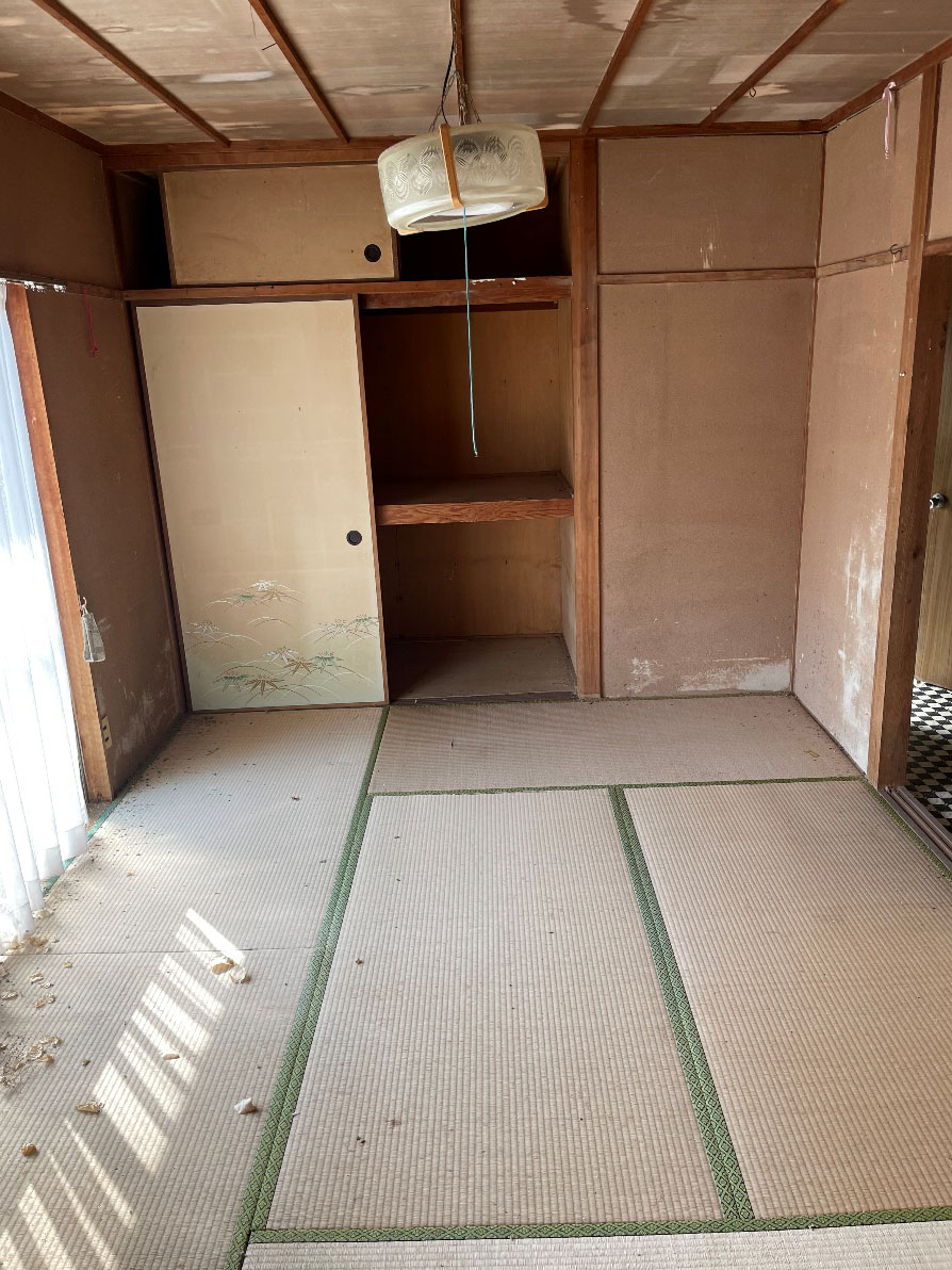 1970s concrete house in Tottori
