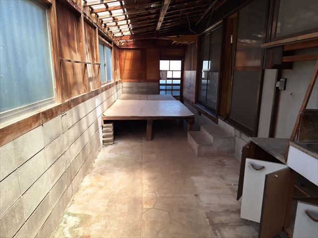 1980s wood house, 6-min walk to station, Yamaguchi