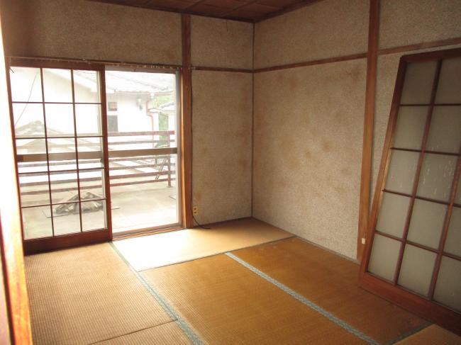 1970s steel-frame house, 17-min walk to station, Okayama