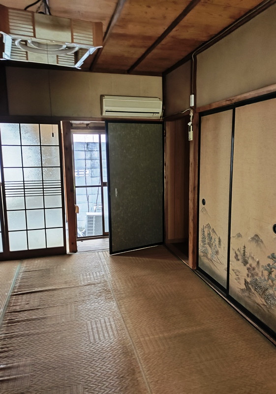 Wood house, 15-min walk to station, Hyogo