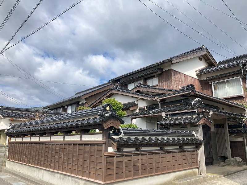 1970s wood house, 10-min walk to station, Tottori