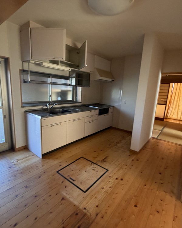 2000s wood house in Tottori