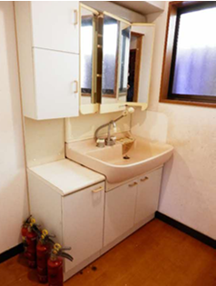 1960s wood house, 19-min walk to station, Shimane