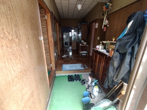 1960s wood house, 14-min walk to station, Yamagata