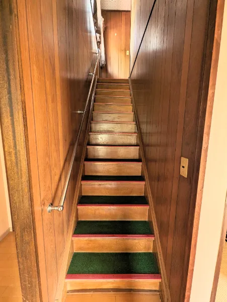 1970s steel-frame house, 16-min walk to station, Iwate