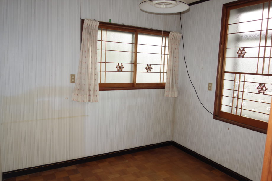 1970s wood house in Nagasaki
