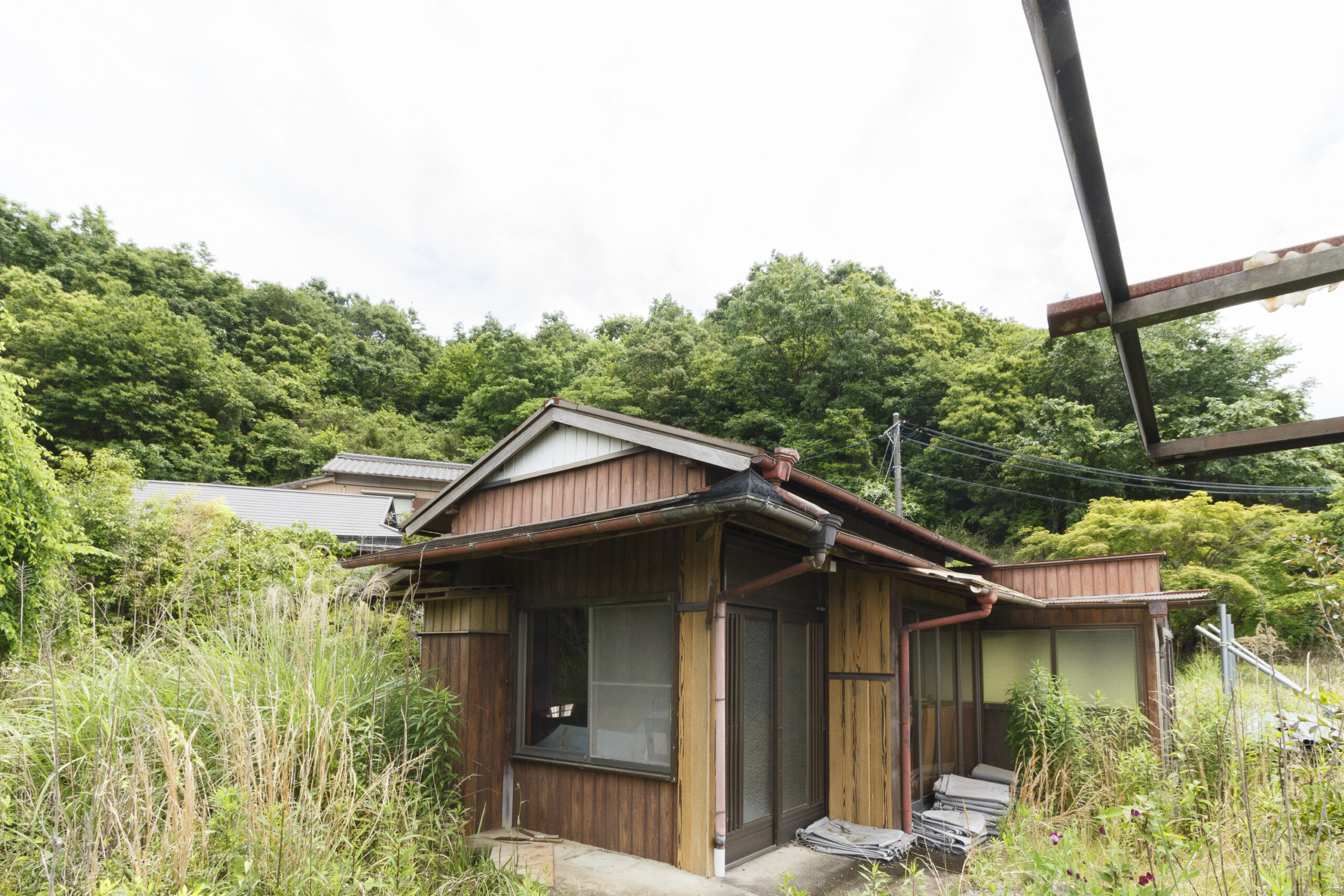 Wood house on a large plot in Matsusaka Kahada