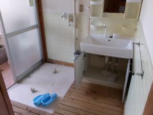 Gero City Akiya Bank [Hagiwara 052] For Sale 12 Million Yen / Popular Area! Former Local High School Athletic Club Dormitory / Many Rooms, 2 Toilets / Suitable for Company Dormitory, etc.!