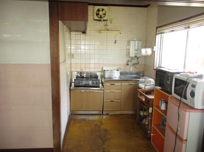 1970s concrete house in Okayama