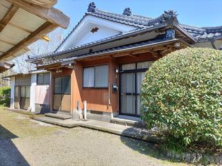 1980s house in Osumi, Soo, farmland, approval needed