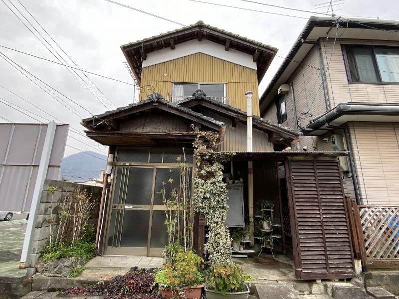 1970s wood house in Kagawa