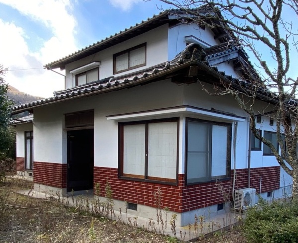 1980s wood house in Tottori