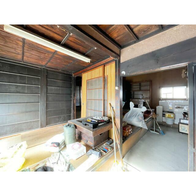 Wood house, 11-min walk to station, Mie