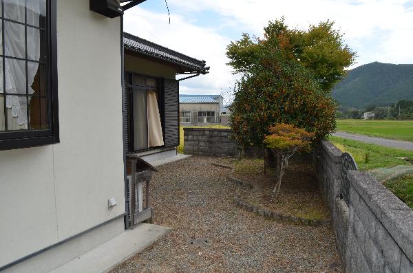 2000s wood house in Hyogo