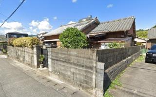 1950s wood house, 16-min walk to station, Oita
