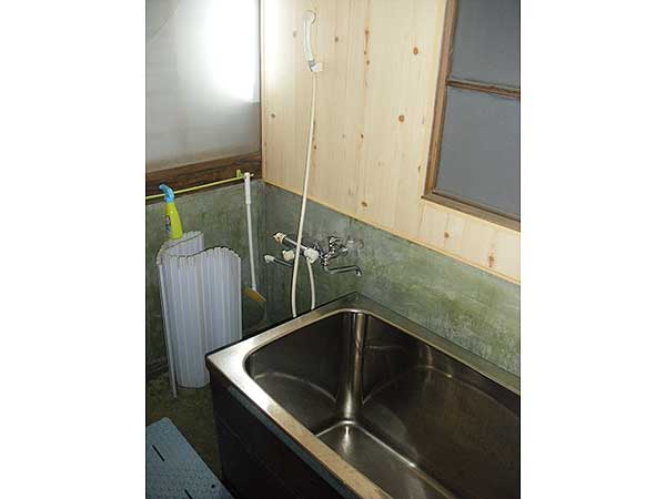 1870s wood house on a large plot in Iwate