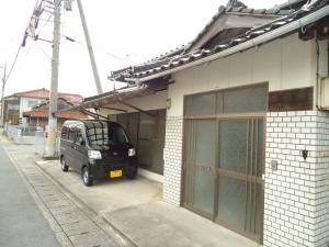 1970s wood house, 17-min walk to station, Shimane