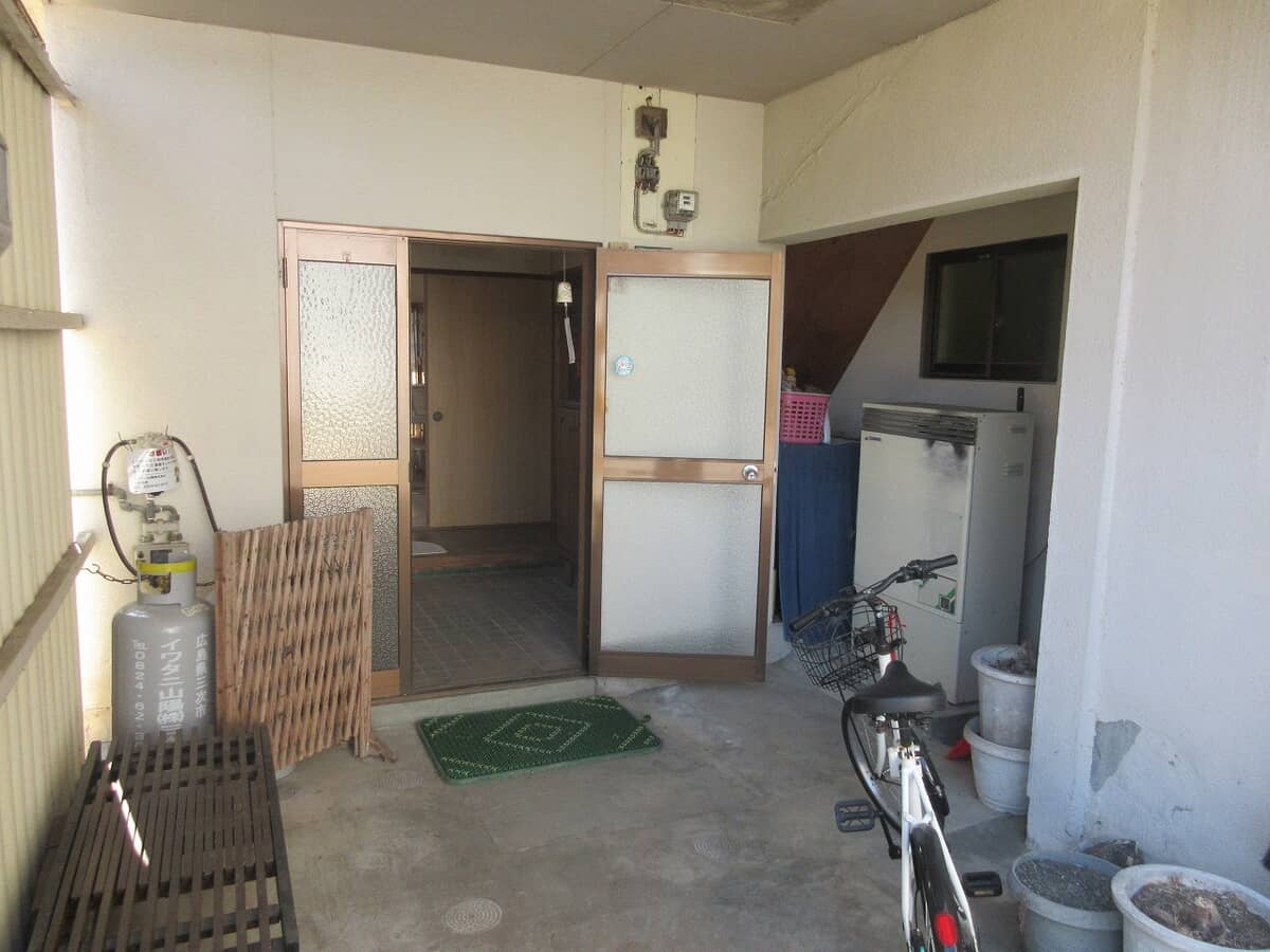 1950s wood house, 9-min walk to station, Hiroshima