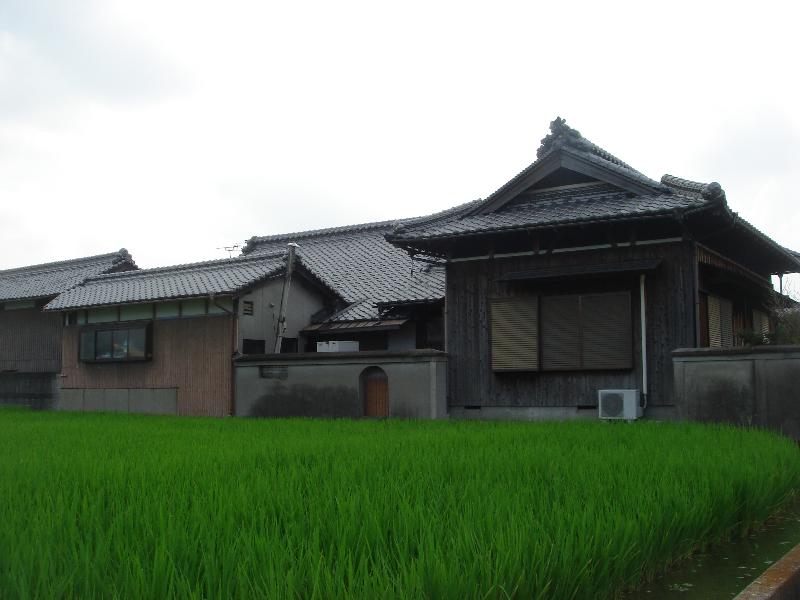 1980s wood house on a large plot in Kagawa