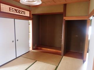 1980s wood house in Oita