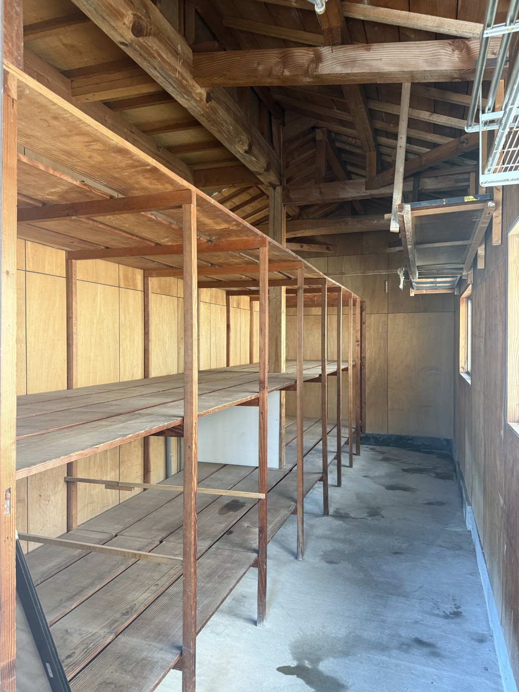 1970s wood house, 8-min walk to station, Fukui
