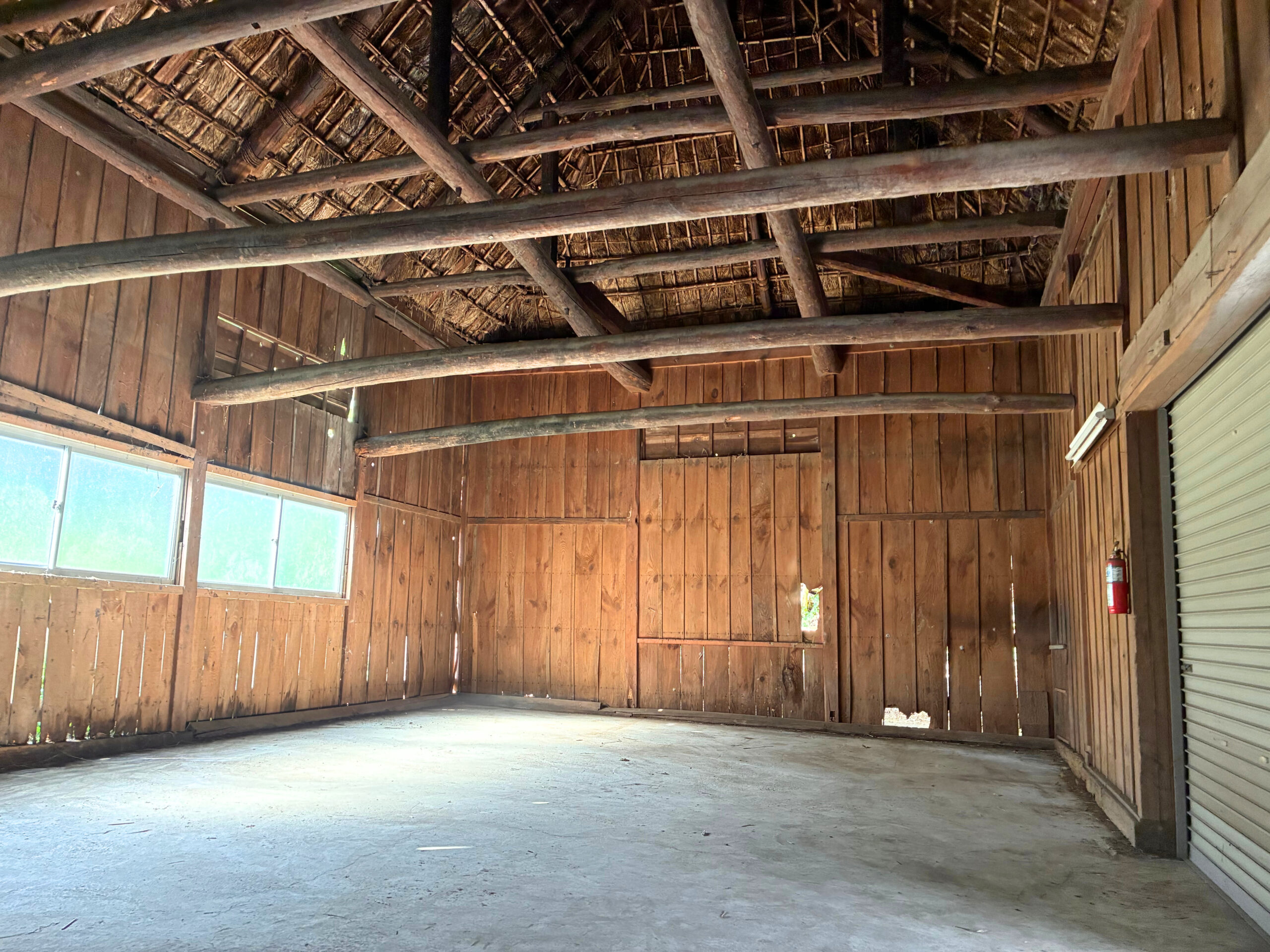 Vacant property for sale with agricultural land [No.317] Hisawa 16 million yen Showa 49 year construction Land 1289.68㎡ Building 143.49㎡ Paddy 536㎡