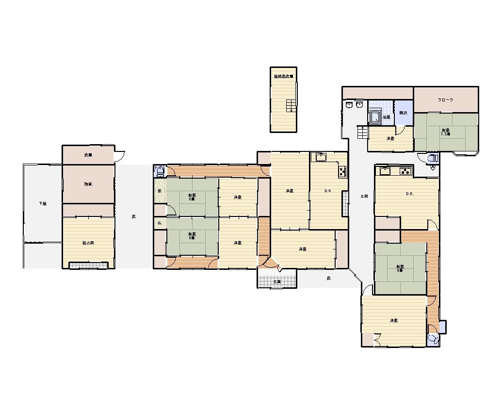 1940s wood house on a large plot in Mie