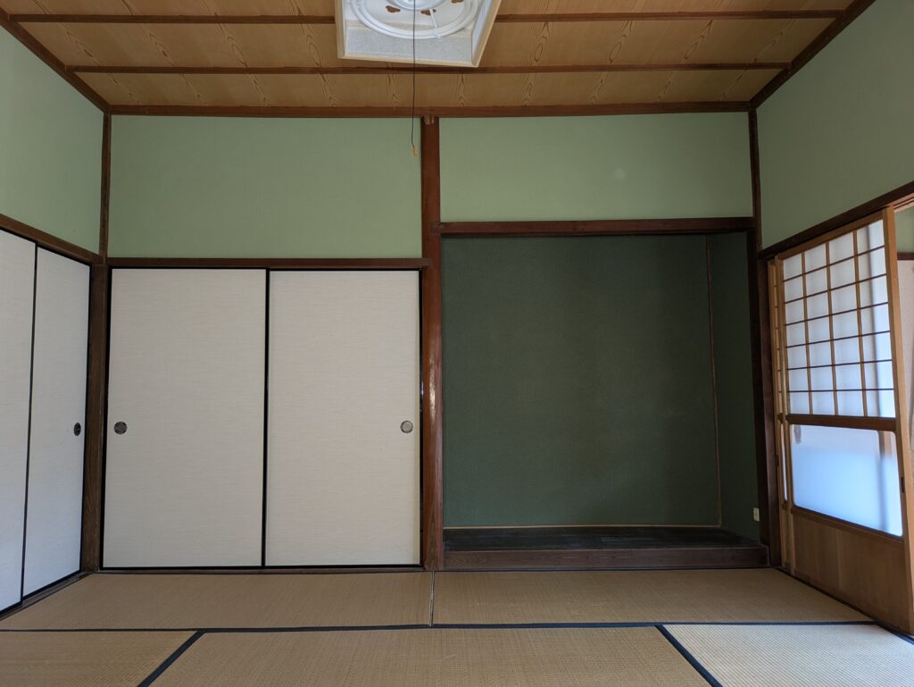 Wood house in Kumihama, Kyotango