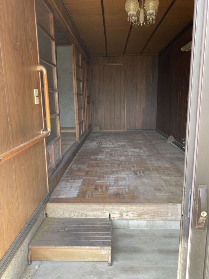 Wood house on a large plot in Kagawa