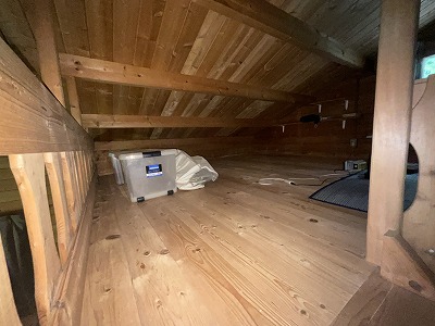 2000s wood house on a large plot in Hiroshima