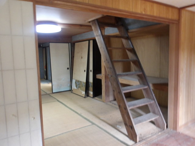 Wood house in Satsumasendai, Kagoshima, farmland, approval needed