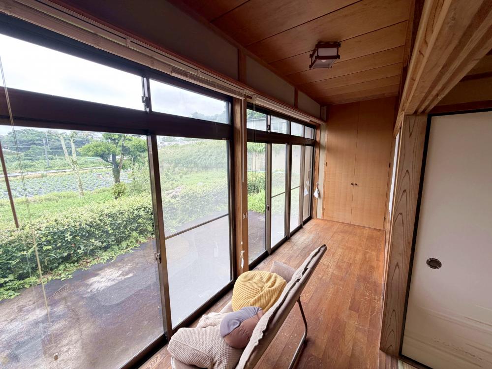 1990s wood house in Hamada, Kanoya, farmland, approval needed