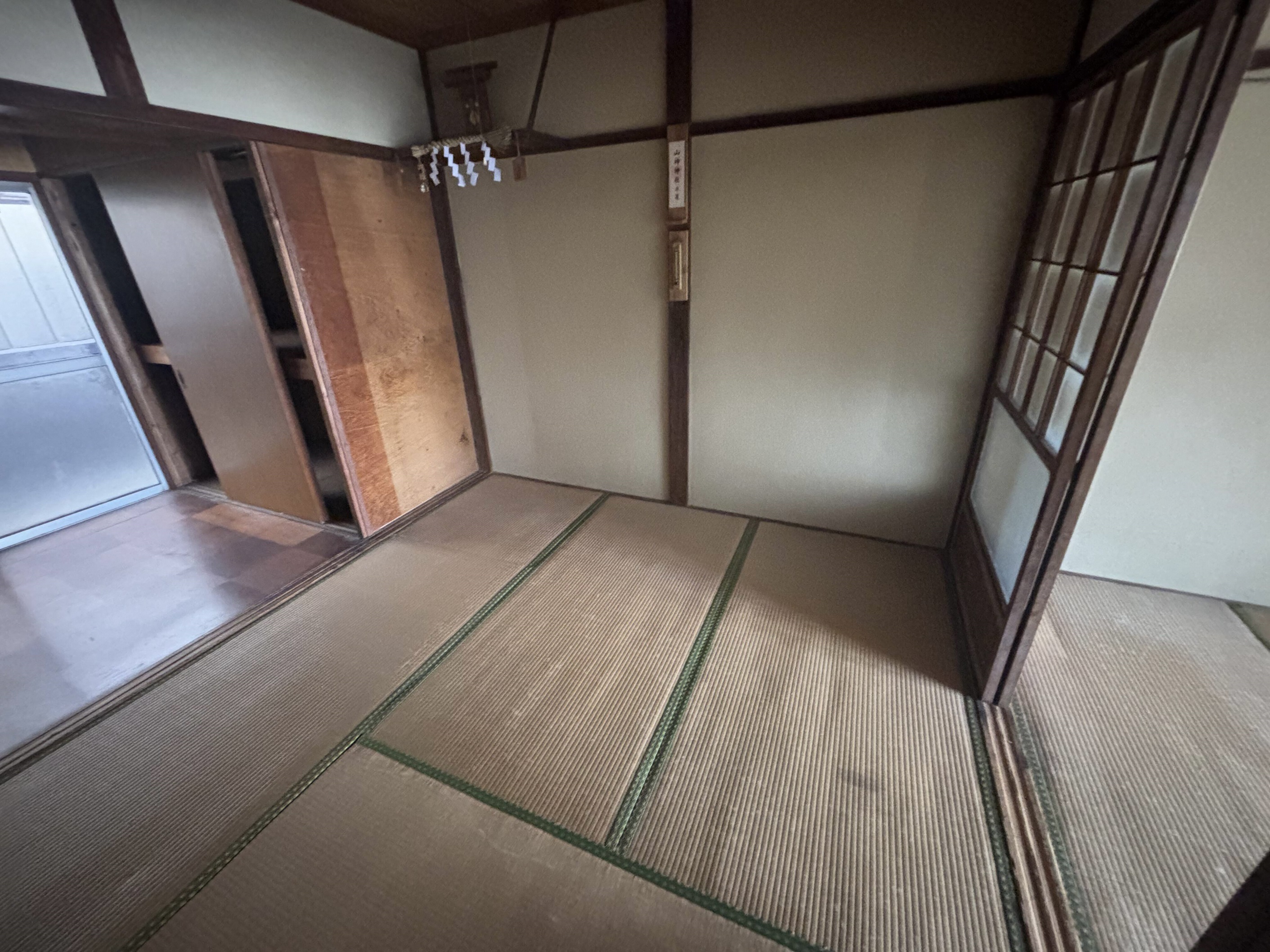1960s wood house, 3-min walk to station, Shizuoka