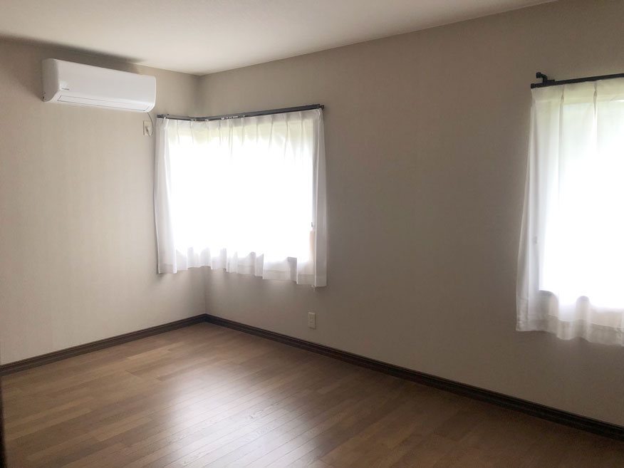 1990s steel-frame house in Hiyoshi, Nantan