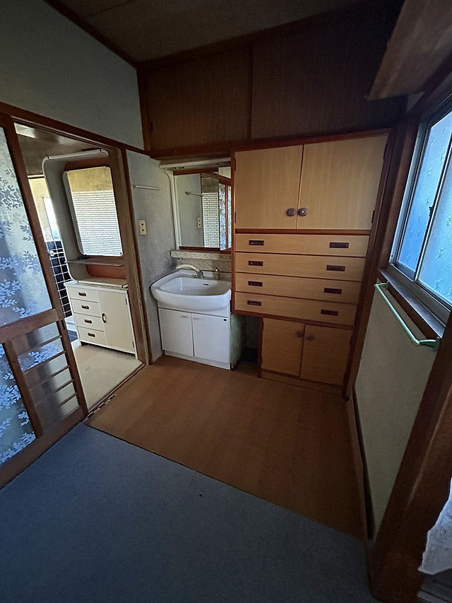 Wood house, 7-min walk to station, Mie