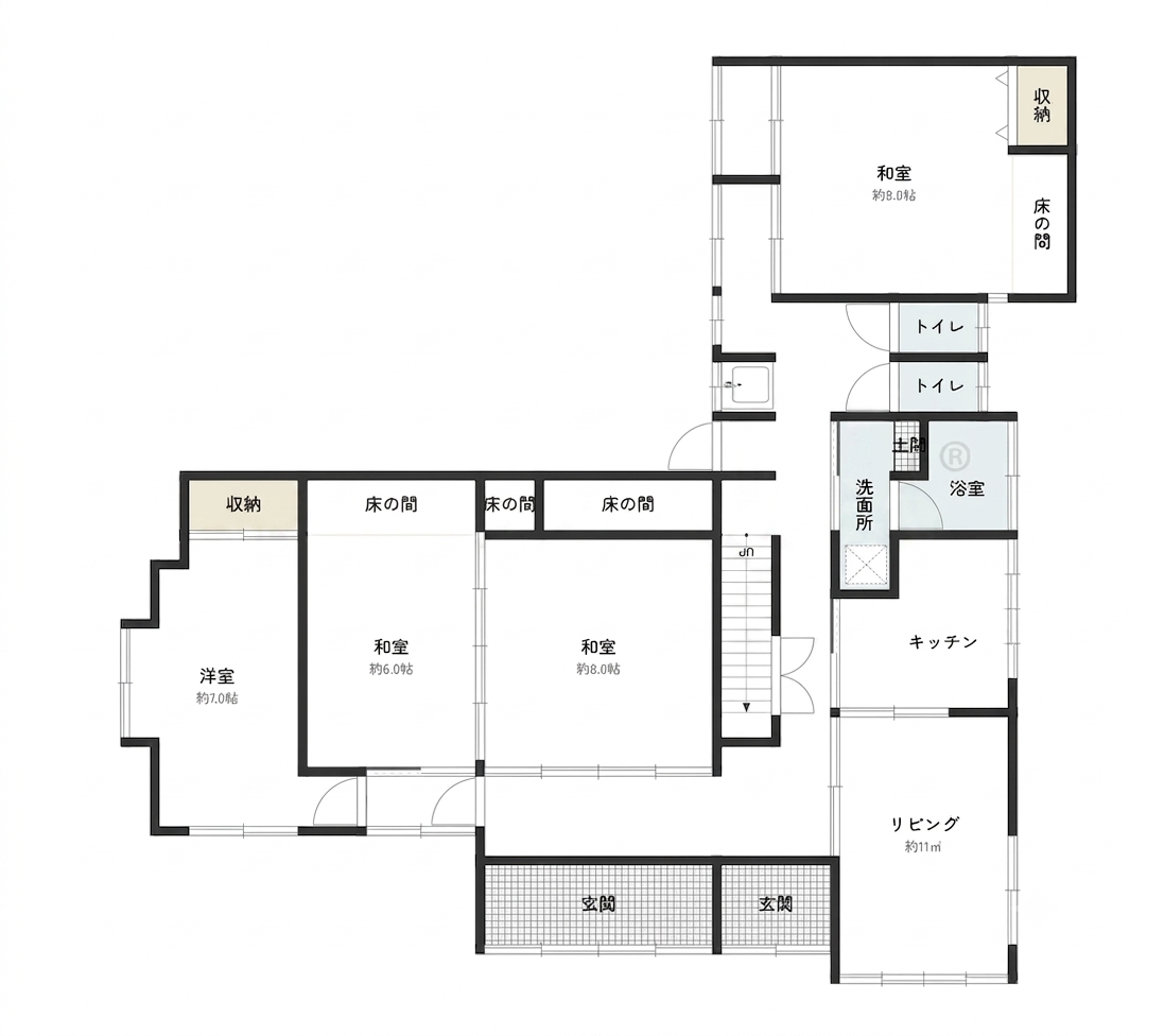1970s wood house on a large plot in Akita