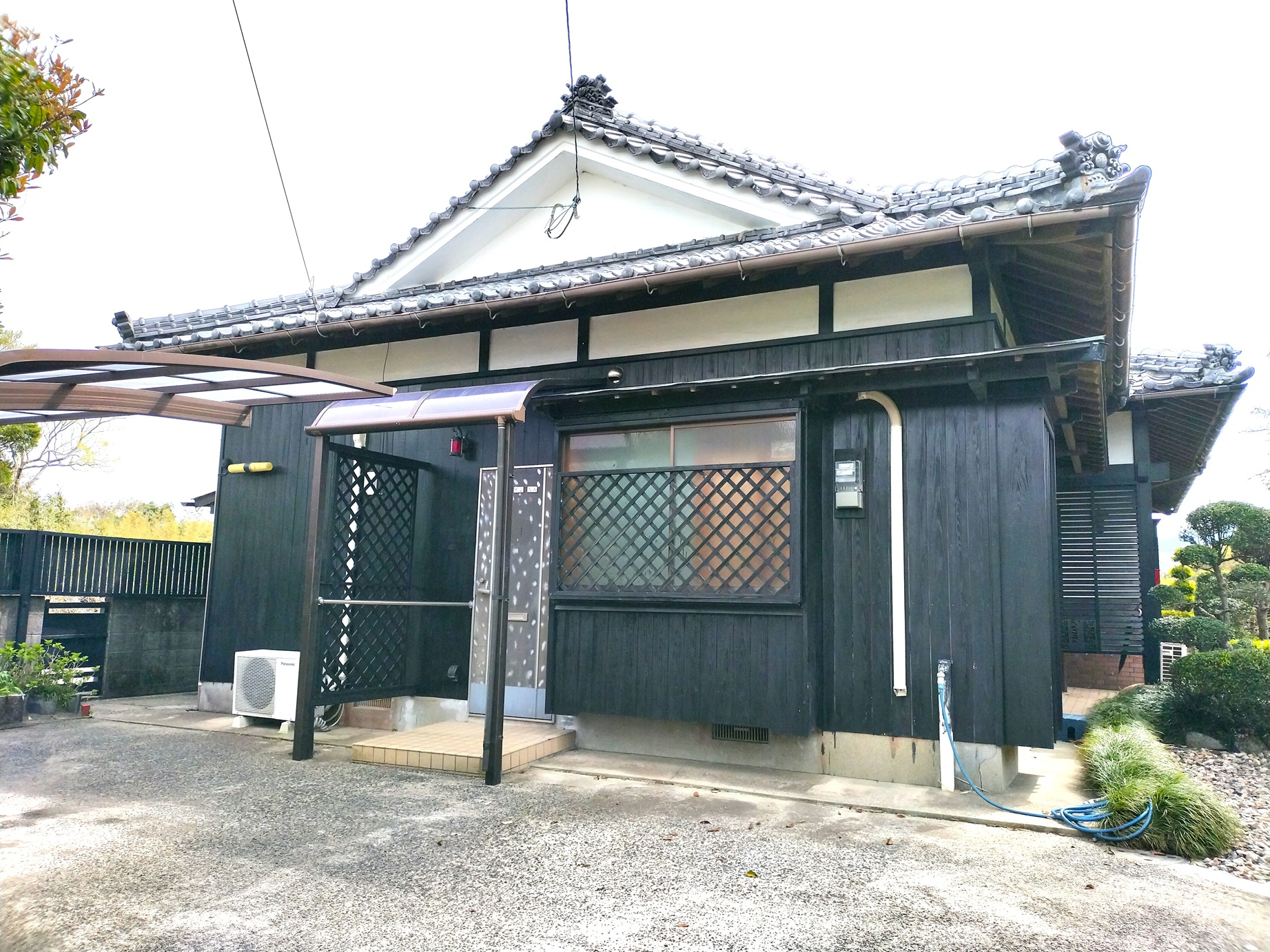 1980s wood house in Uchinoura, Kimotsuki