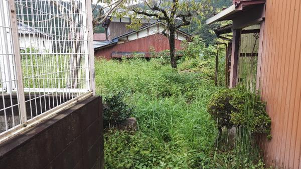 1960s wood house with storehouses in Hyogo