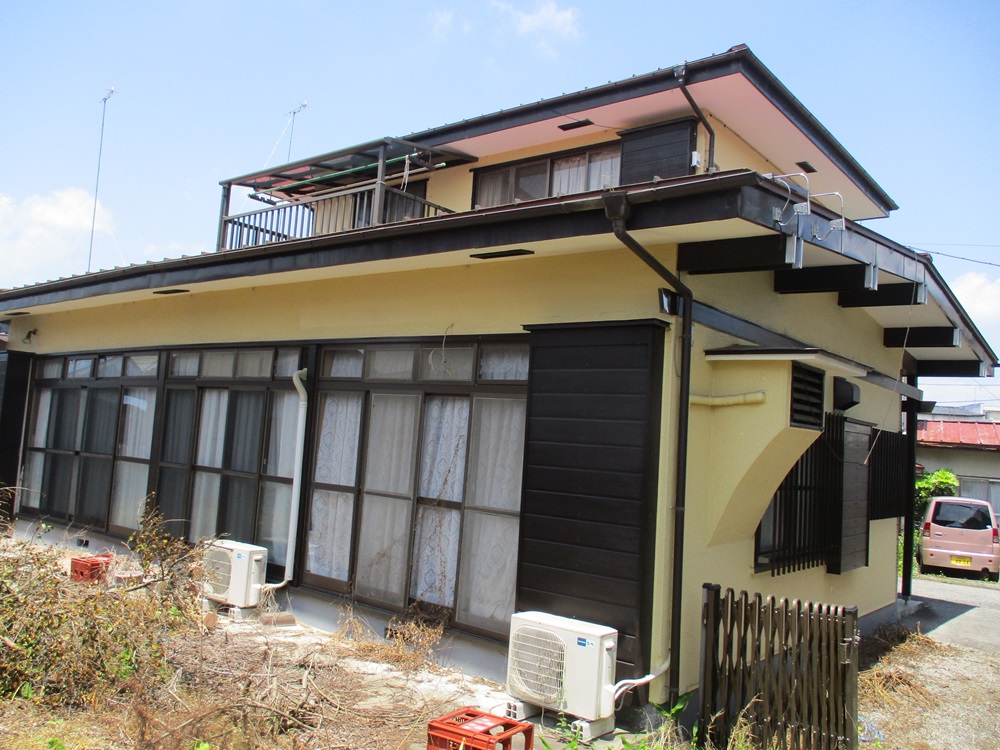 1970s wood house, 3-min walk to station, Tochigi
